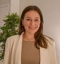 Dr. Oksana Zhurbich